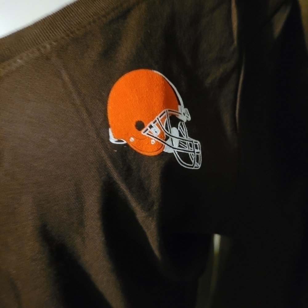 CLEVELAND Browns FANATICS  size L NWOT - Picture 2 of 3
